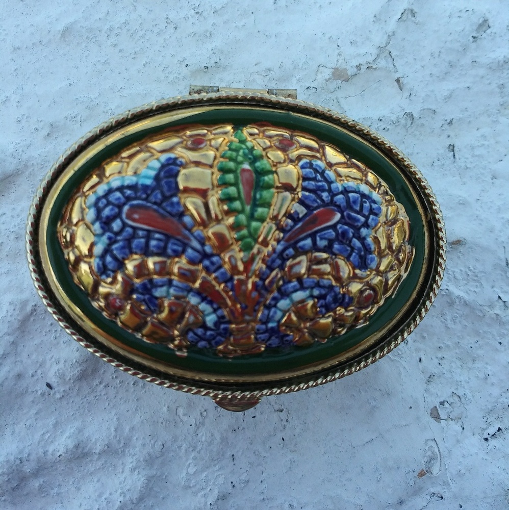 Vtg Lavorato A Mano Hand Painted Pill/Trinket Box